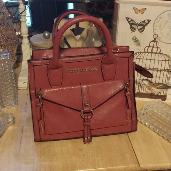 PRICE CUT     Christian Seriano Purse - Picture 2 of 7